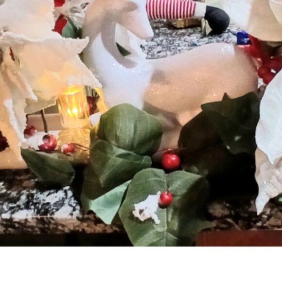 Holiday Magic Centerpiece - Picture 6 of 6